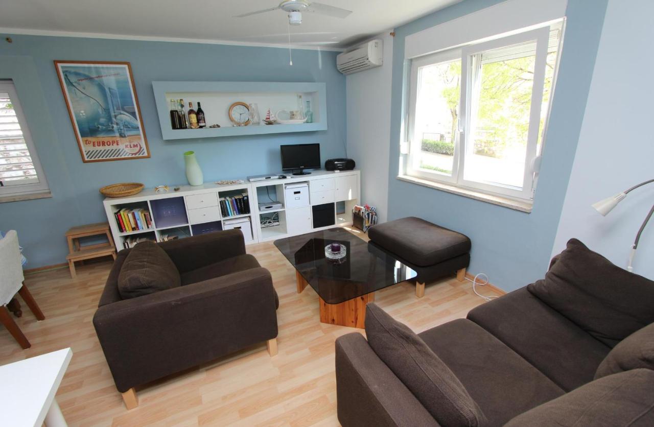 Apartment Maestral Ровин Екстериор снимка